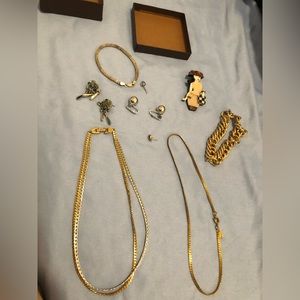 Jewelry bundle